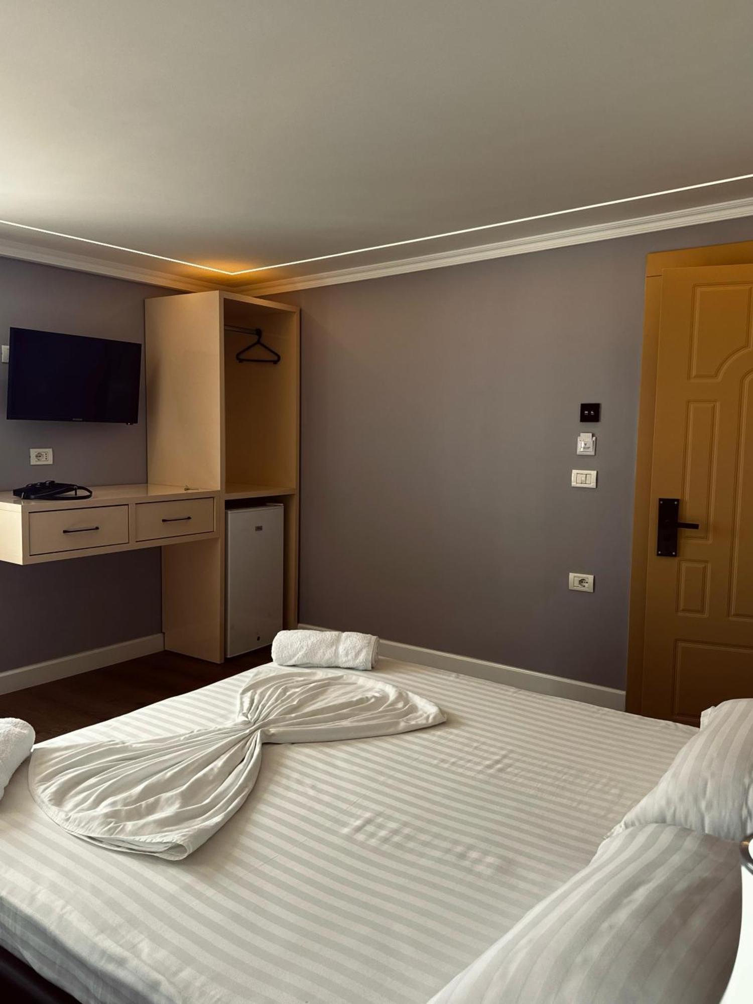 Bliss Boutique Hotel Durrës Kültér fotó