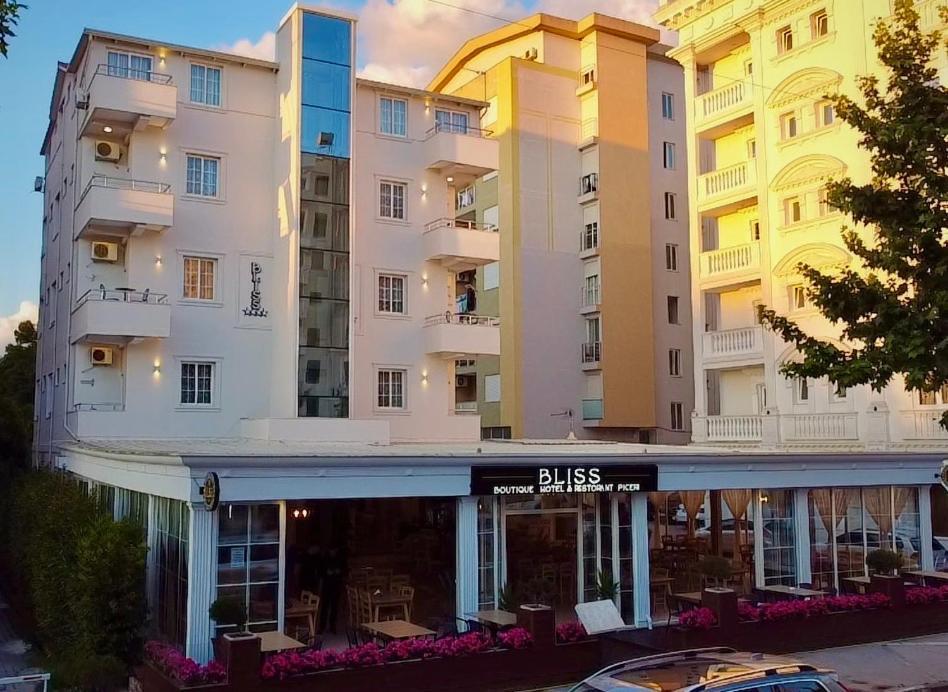 Bliss Boutique Hotel Durrës Kültér fotó